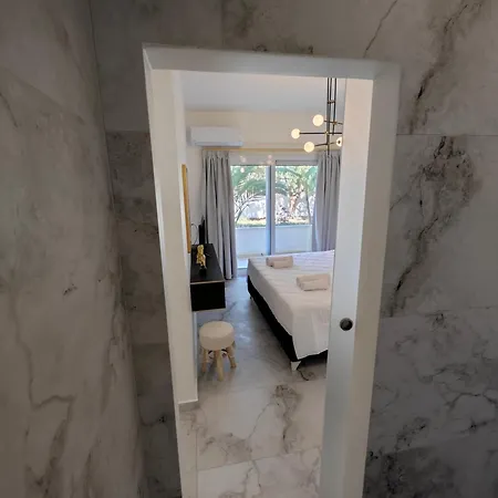 Natural Blue Suites Apartment